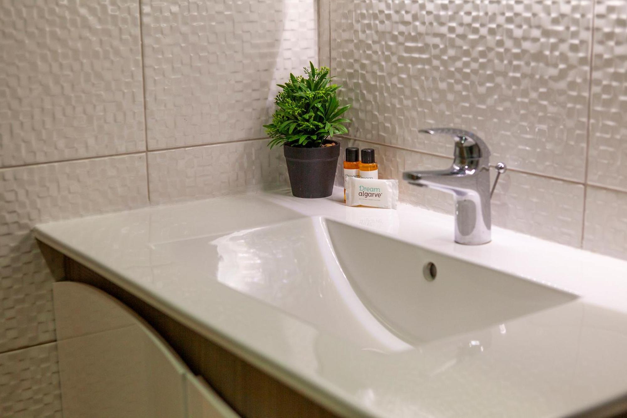 B55 - Santo Amaro Hill Apartment ลากอส ภายนอก รูปภาพ